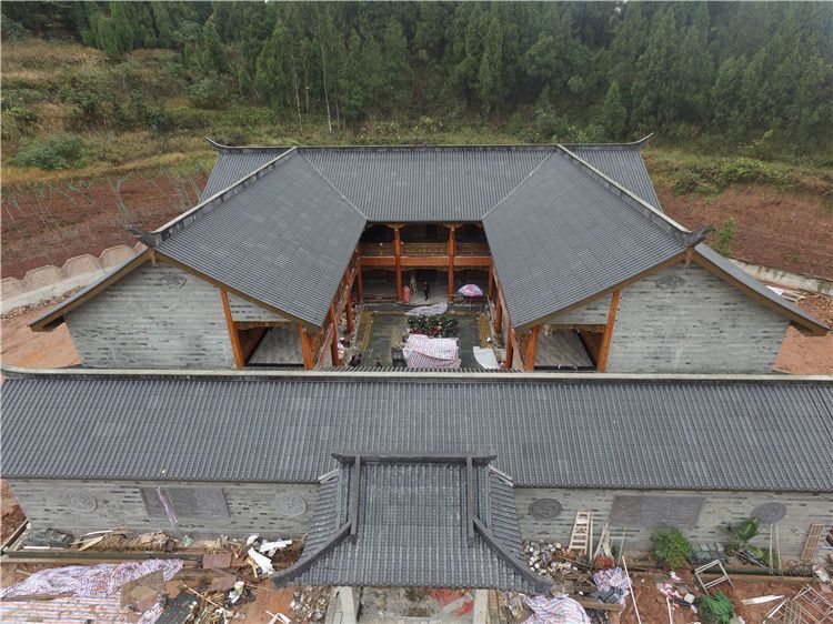 老板们看后再也不用彩钢瓦了