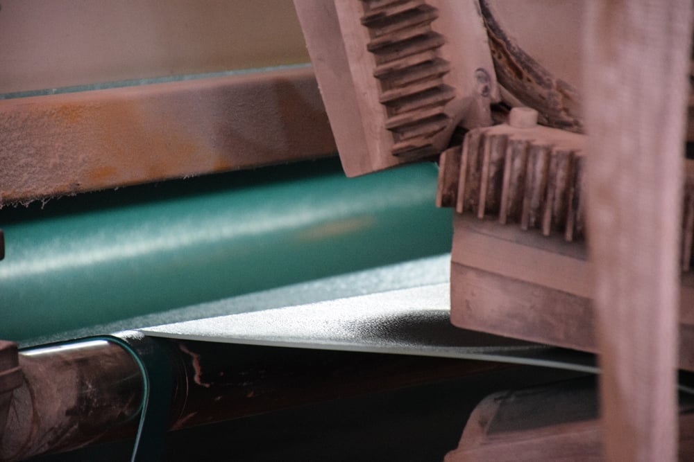 塑料瓦，凭啥质保30年？