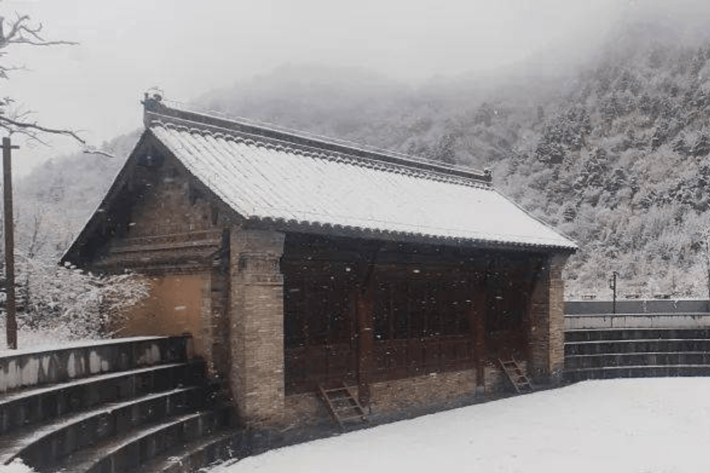 树脂瓦扛得住冬天的大雪吗?