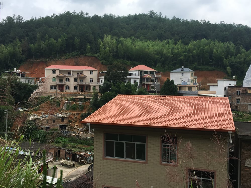 购买树脂瓦的一些考虑因素