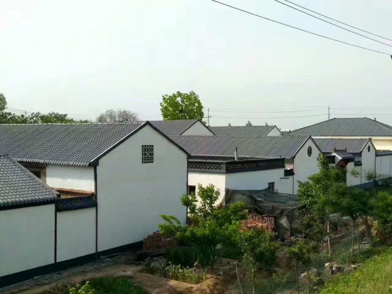 树脂瓦是新型的建筑材料