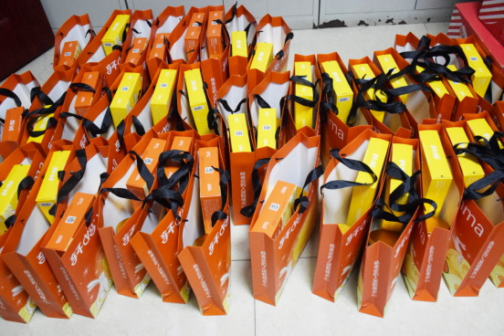 高益员工的幸福中秋节