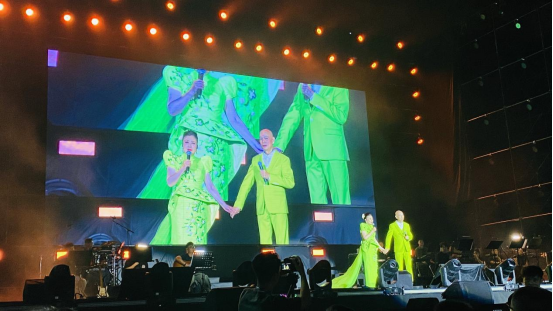 “荃家开心”汪明荃&罗家英2024佛山演唱会圆满结束，广东高益祝贺
