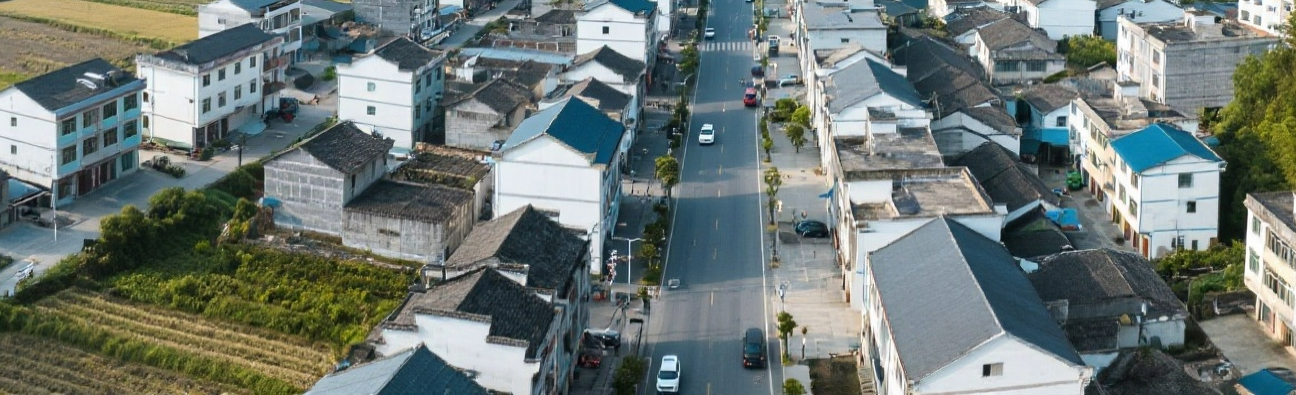 城乡“最后一公里”建设启动， 树脂瓦产业扩容未来10年