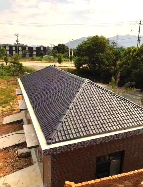 假货横行怎么辨？教你五招识别优质树脂瓦和劣质回收料