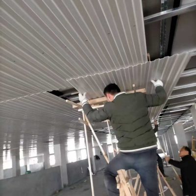 养殖场专用吊顶-PVC间墙板